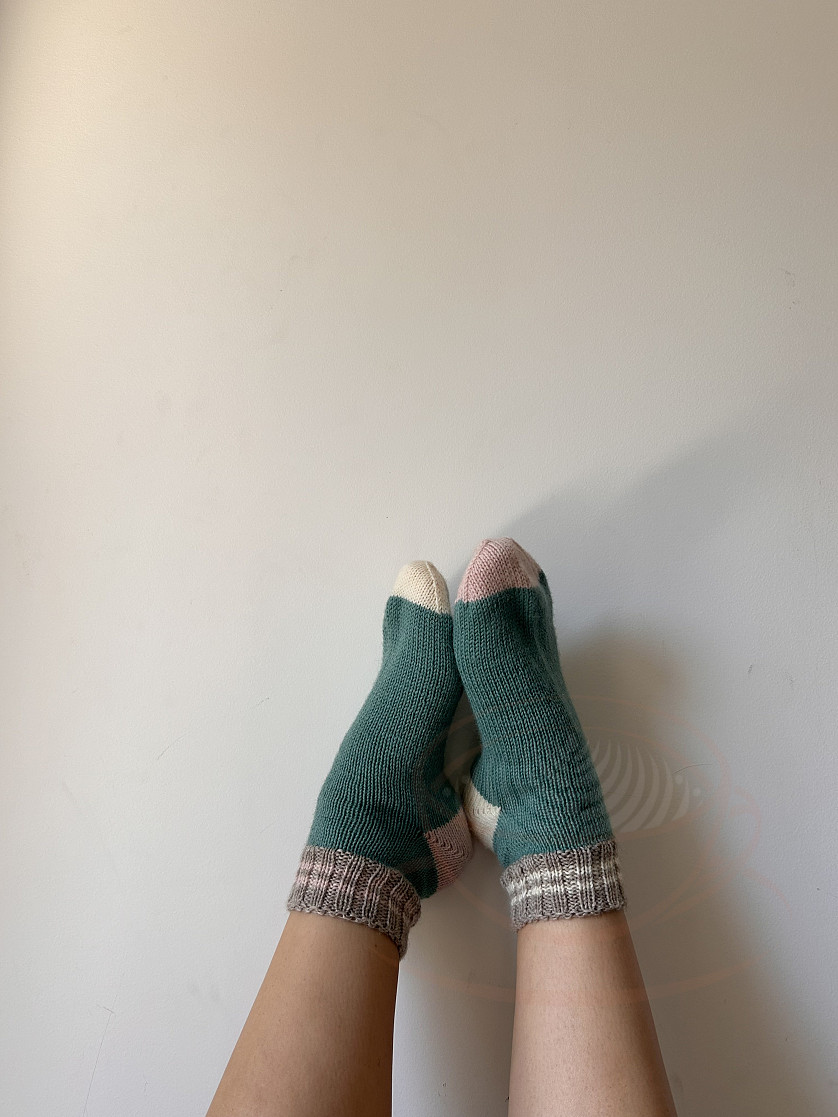 Coloured knitted socks изображение 2